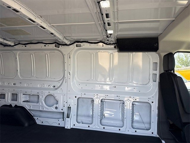 New 2025 Ford Transit 250 Low Roof image 28