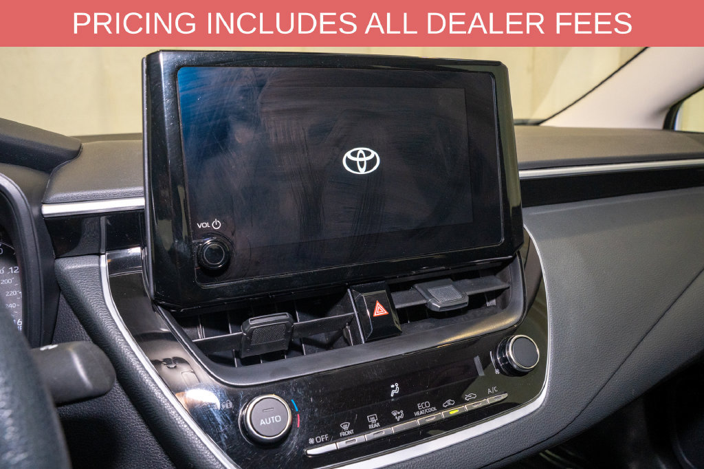 Used 2025 Toyota Corolla LE FWD image 12