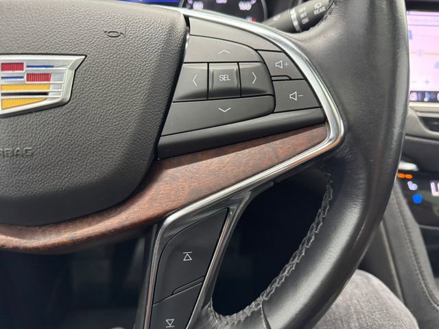Used 2022 Cadillac XT5 Premium Luxury w/ Technology Package FWD image 23