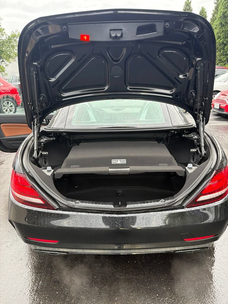 Used 2017 Mercedes-Benz SLC 43 AMG image 7