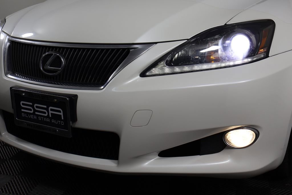 Used 2014 Lexus IS 250C 250 w/ Luxury Package image 56