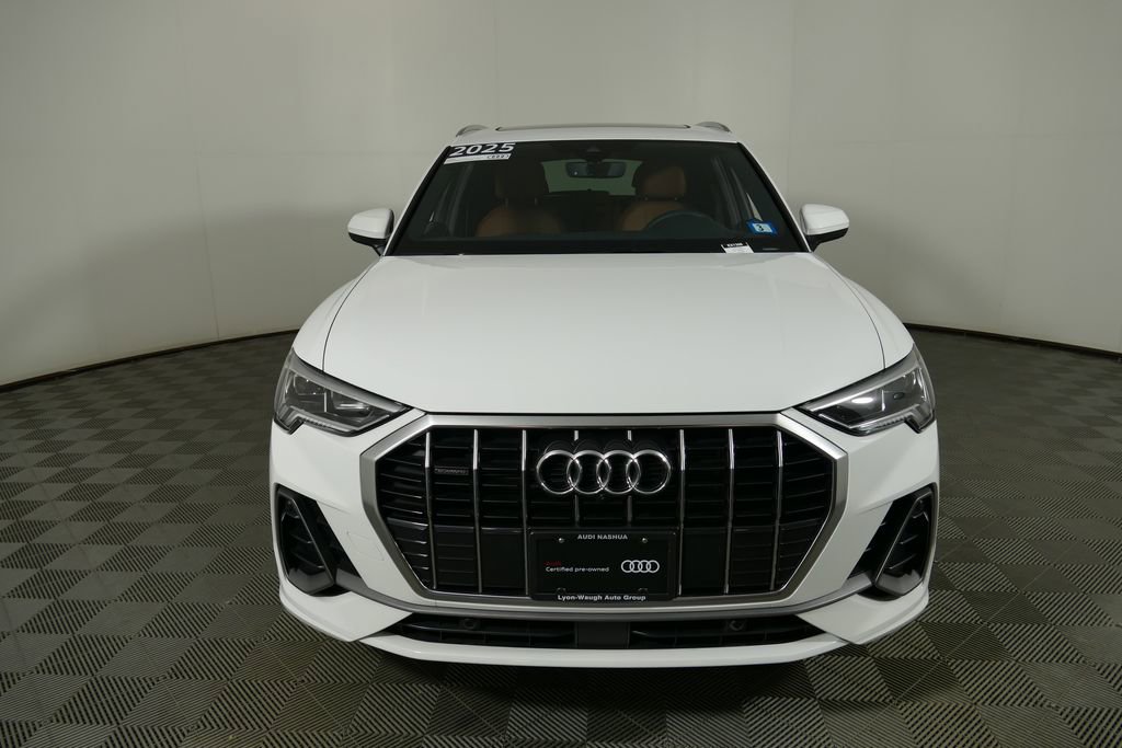 Certified 2025 Audi Q3 2.0T Premium Plus w/ Premium Plus Package AWD/4WD image 26