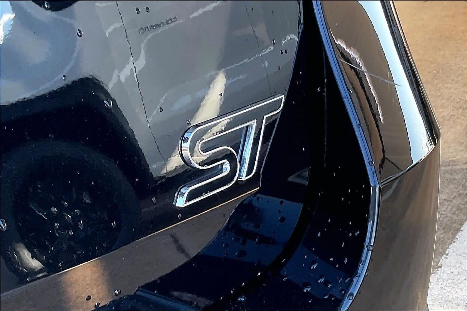 Used 2022 Ford Explorer ST w/ Equipment Group 401A AWD/4WD image 11
