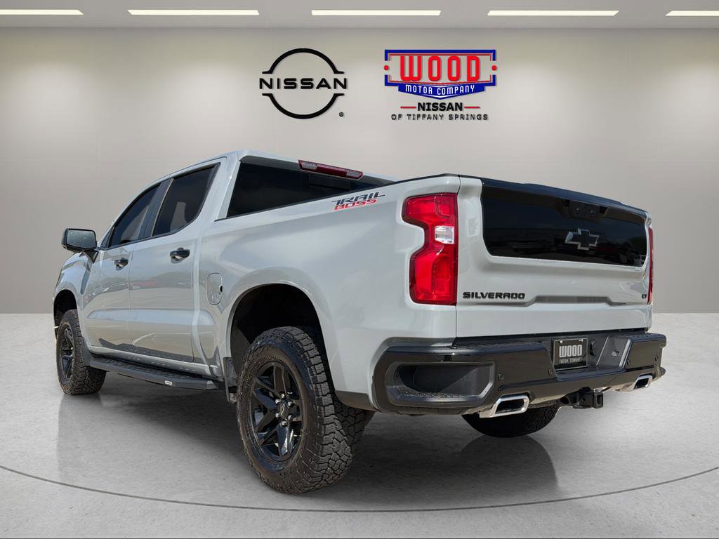 Used 2024 Chevrolet Silverado 1500 LT Trail Boss w/ Convenience Package II AWD/4WD image 4