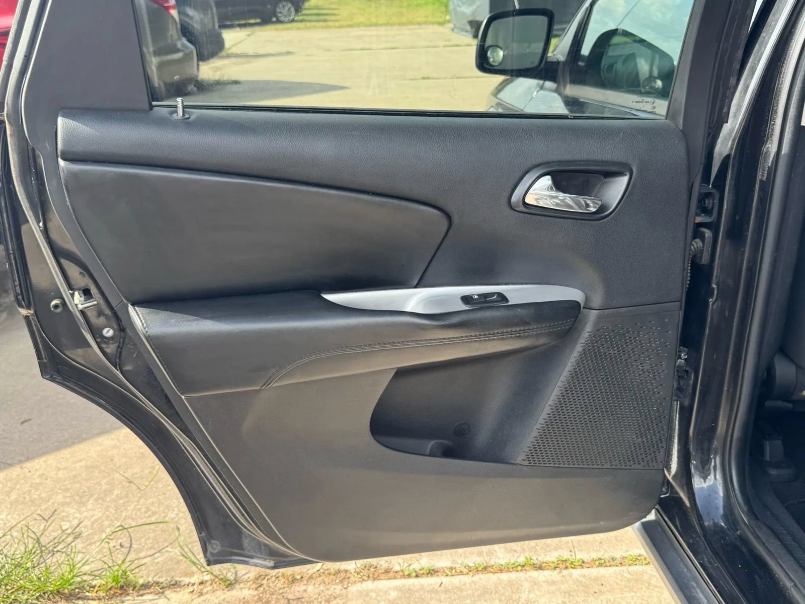 Used 2018 Dodge Journey SE w/ Popular Equipment Group FWD image 18