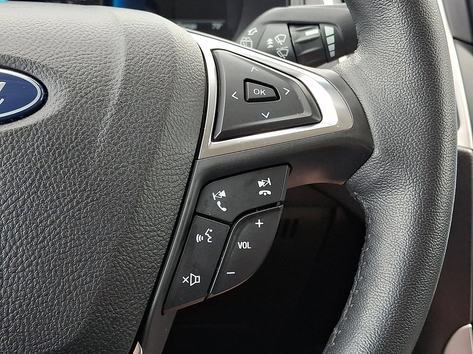 Certified 2022 Ford Edge SEL w/ Convenience Package AWD/4WD image 24