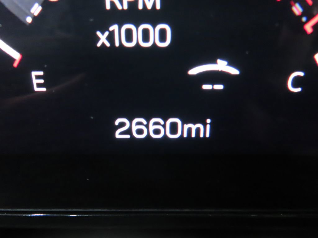 Used 2026 GMC Yukon Elevation AWD/4WD image 16