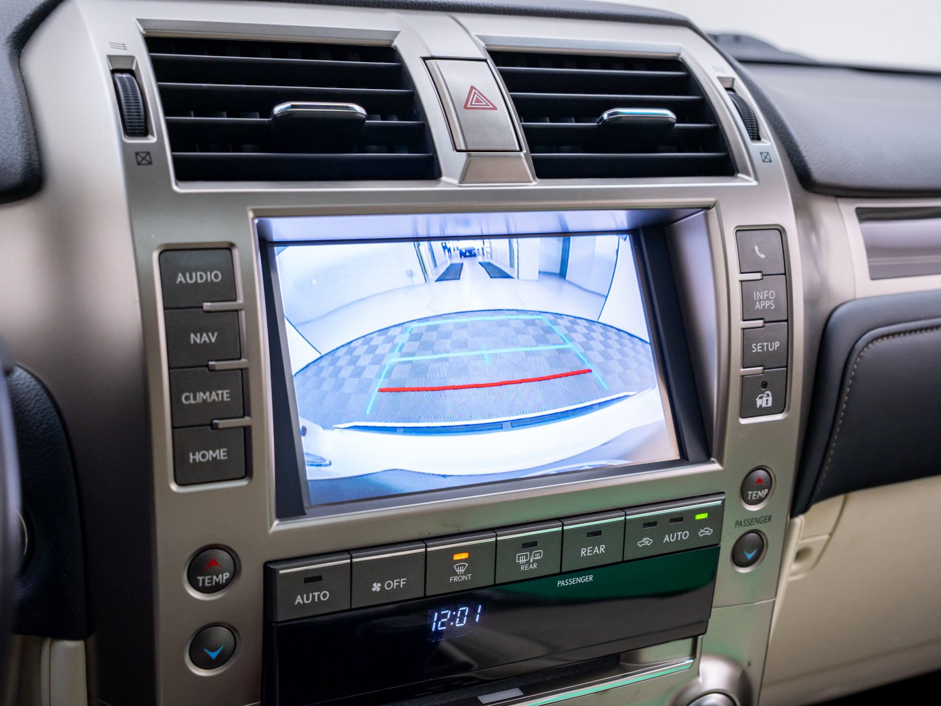 Used 2020 Lexus GX 460 Premium image 24