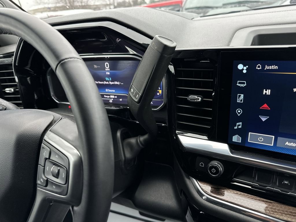 Used 2024 Chevrolet Silverado 1500 LT image 19