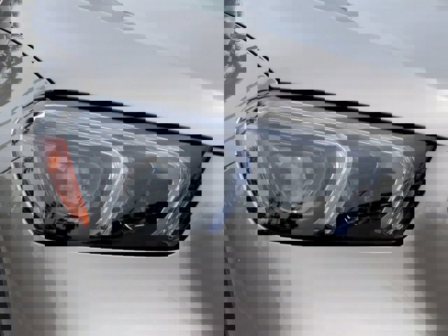 Used 2022 Mercedes-Benz GLE 350 4MATIC image 10