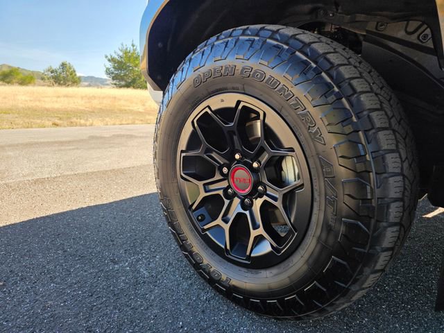 Used 2025 Toyota 4Runner TRD Pro AWD/4WD image 17