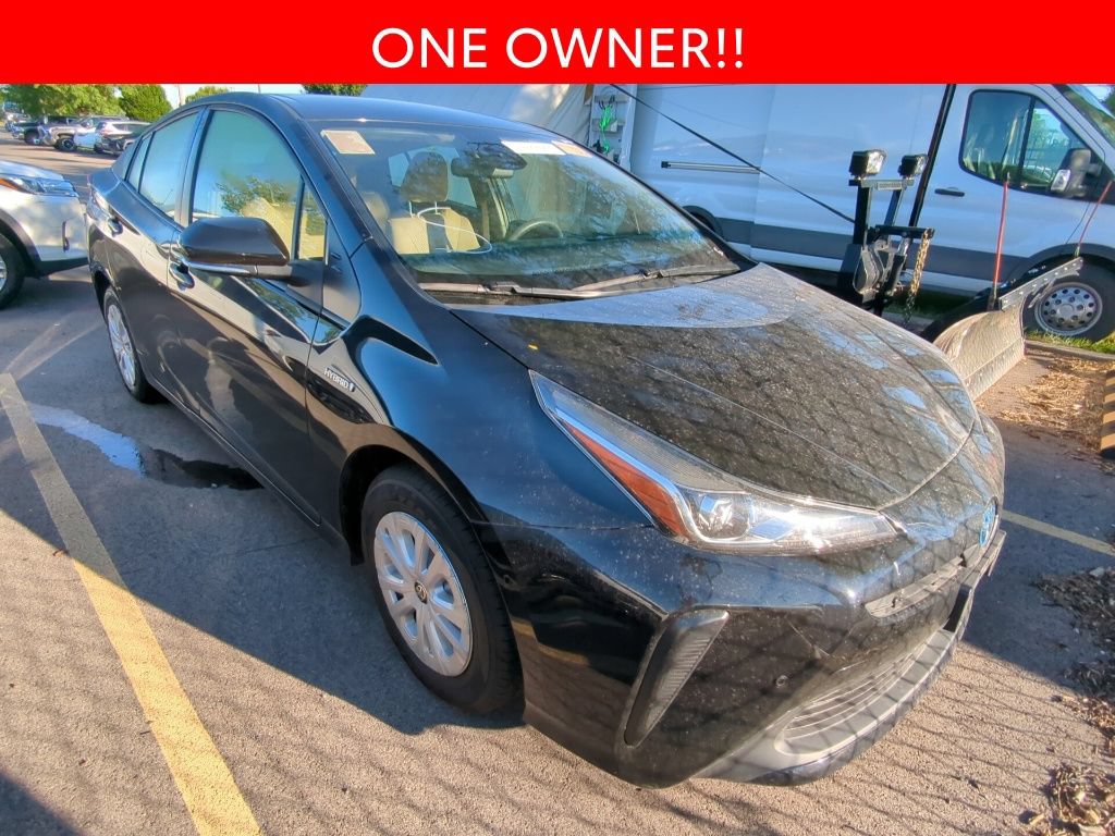 Used 2022 Toyota Prius LE FWD image 3