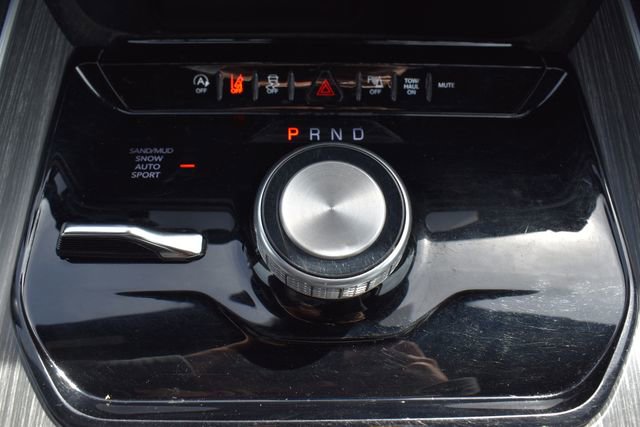 Used 2024 Jeep Wagoneer L Series II w/ Flexible Seating Group image 27