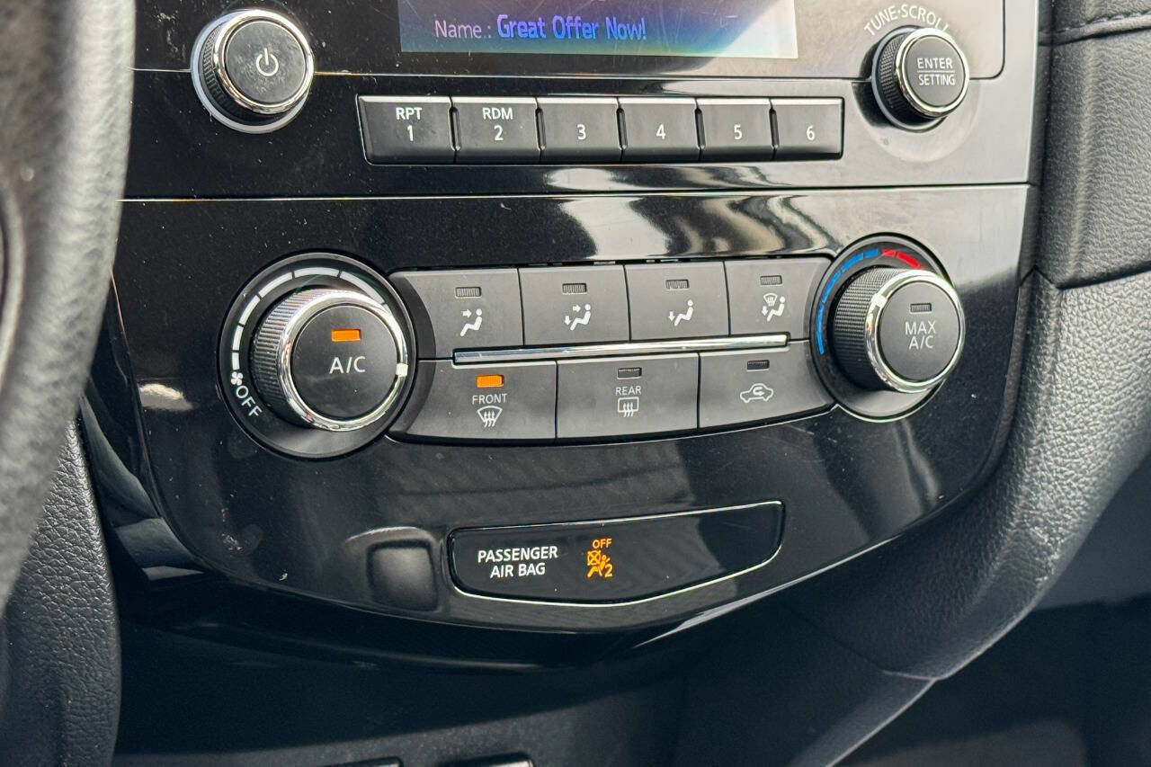 Used 2017 Nissan Rogue S AWD/4WD image 28