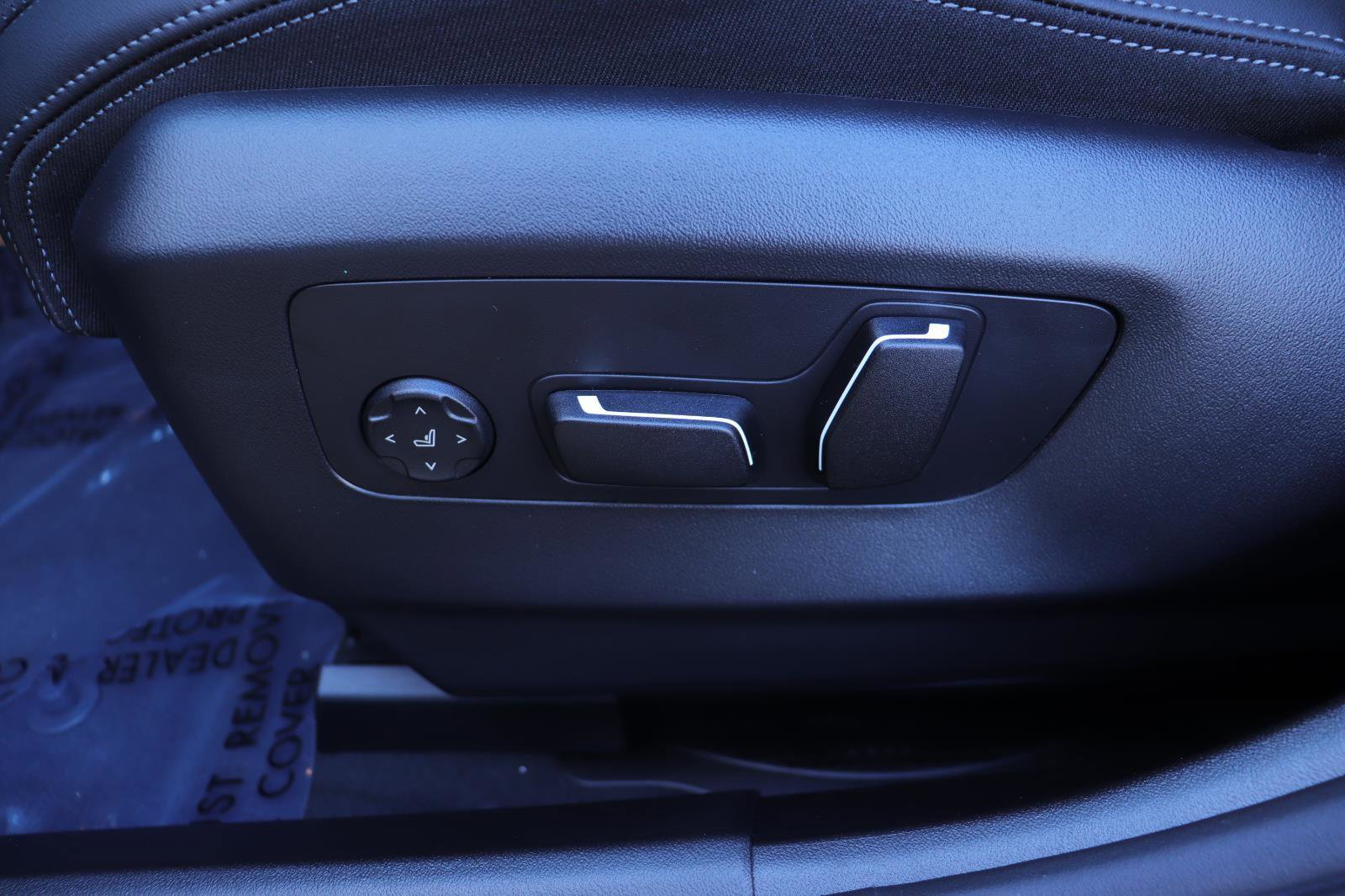 Used 2025 BMW 530i 530i w/ M Sport Package image 26