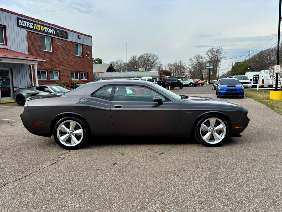 Used 2014 Dodge Challenger R/T image 4