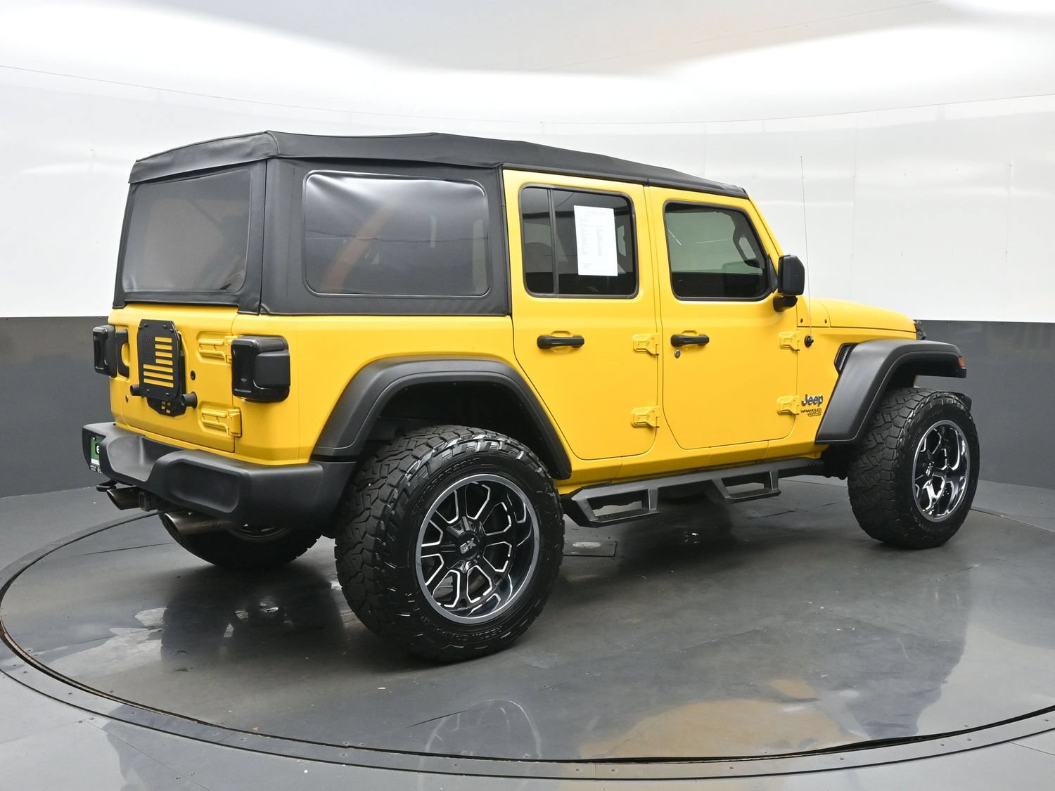 Used 2019 Jeep Wrangler Unlimited Sport AWD/4WD image 8