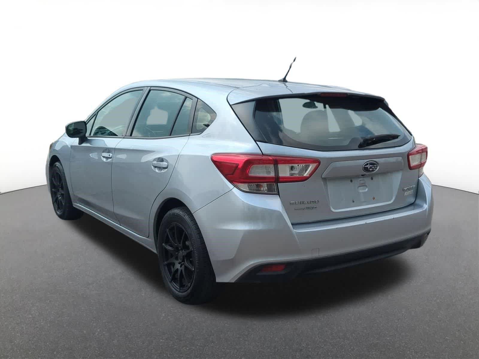 Used 2017 Subaru Impreza 2.0i AWD/4WD image 4