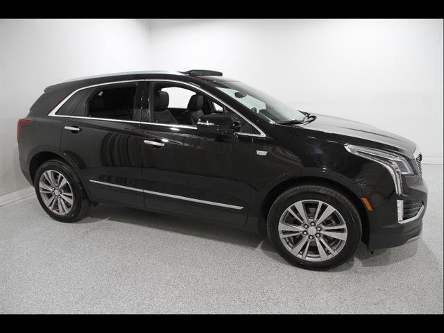 Used 2025 Cadillac XT5 Premium Luxury w/ Technology Package AWD/4WD image 1