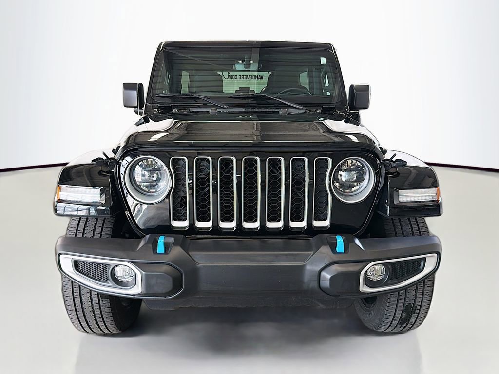 Used 2023 Jeep Wrangler Unlimited Sahara w/ Cold Weather Group image 3