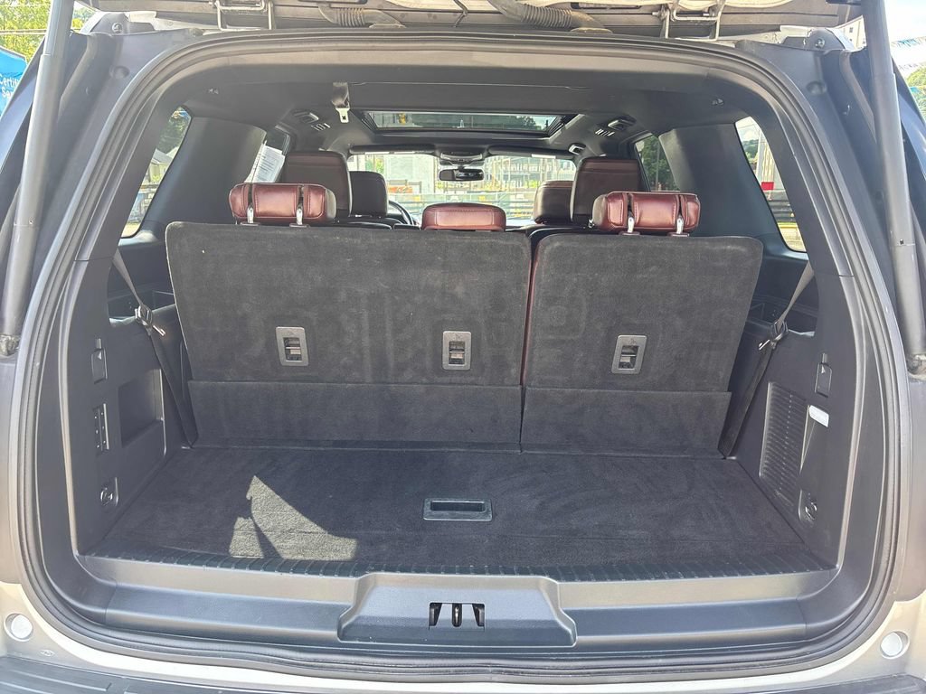 Used 2023 Ford Expedition Limited AWD/4WD image 28