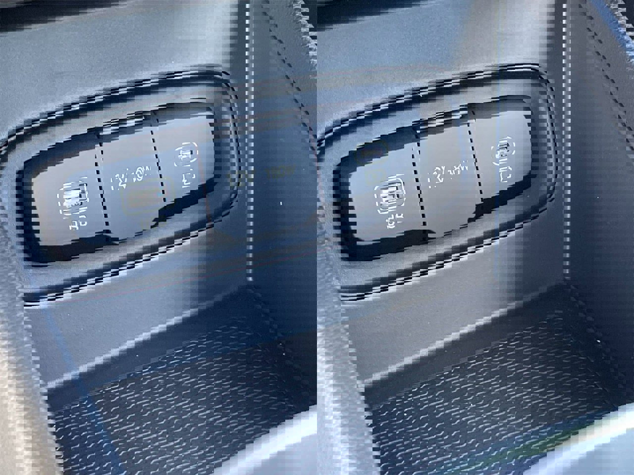 New 2026 Hyundai Venue SE image 27