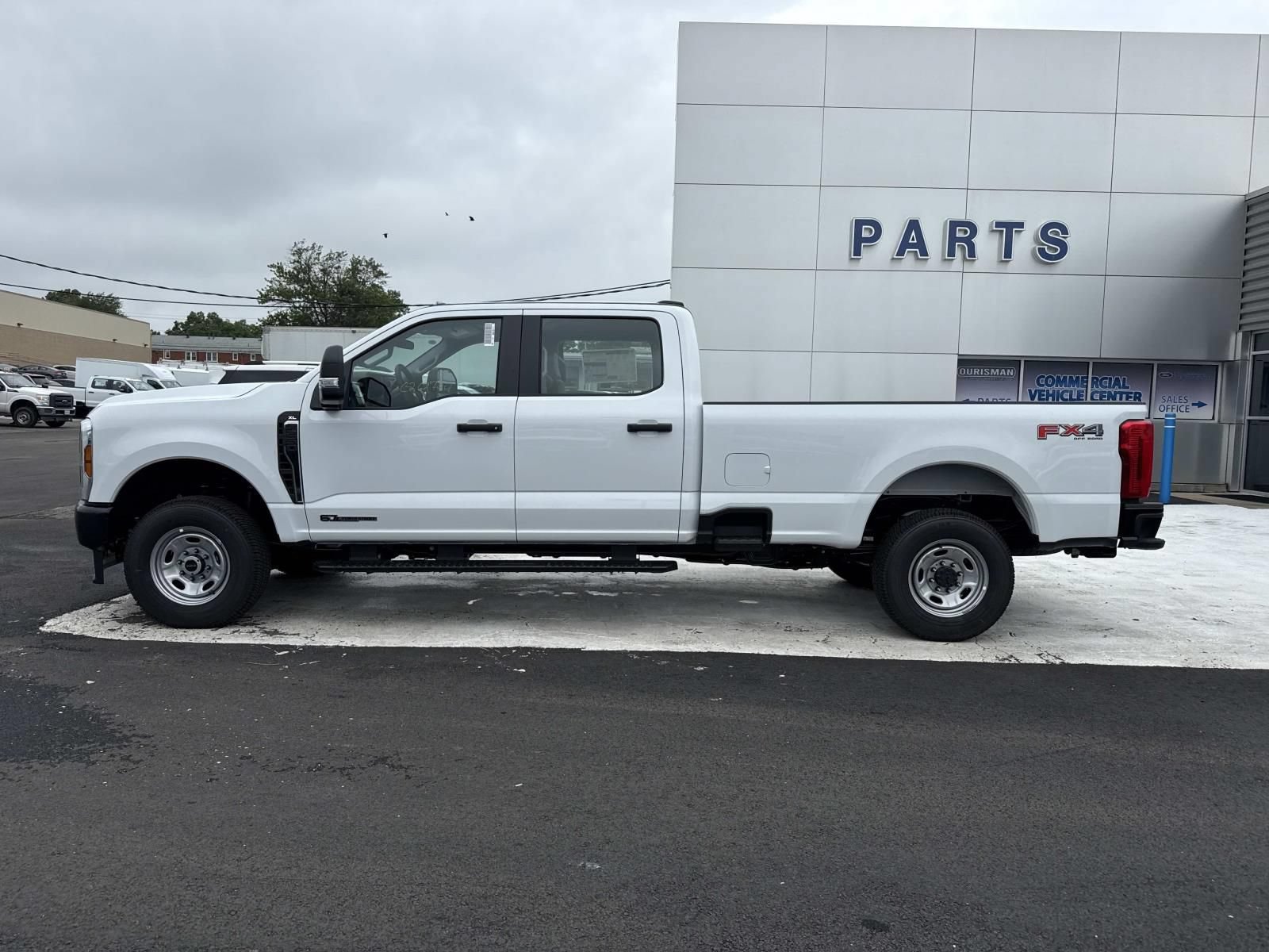 New 2026 Ford F250 XL w/ XL Driver Assist Package AWD/4WD image 6