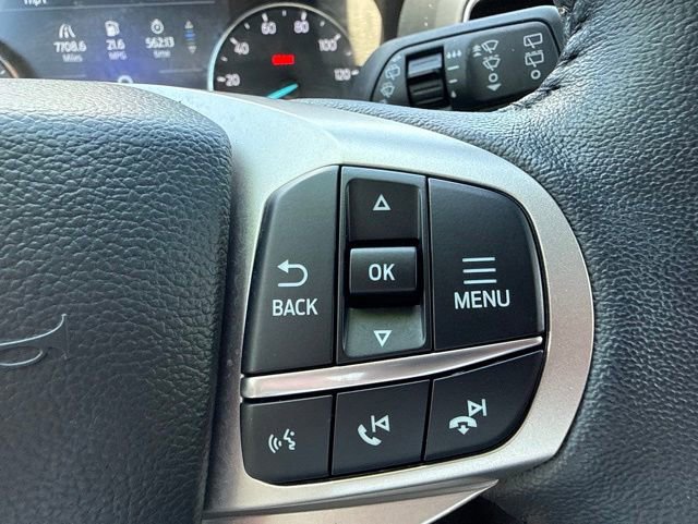 Used 2024 Ford Explorer XLT w/ Equipment Group 202A AWD/4WD image 17