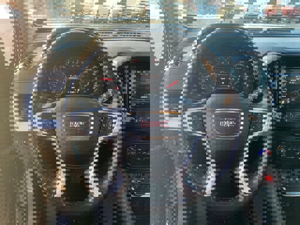 Used 2018 GMC Terrain SLE w/ Driver Convenience Package image 19