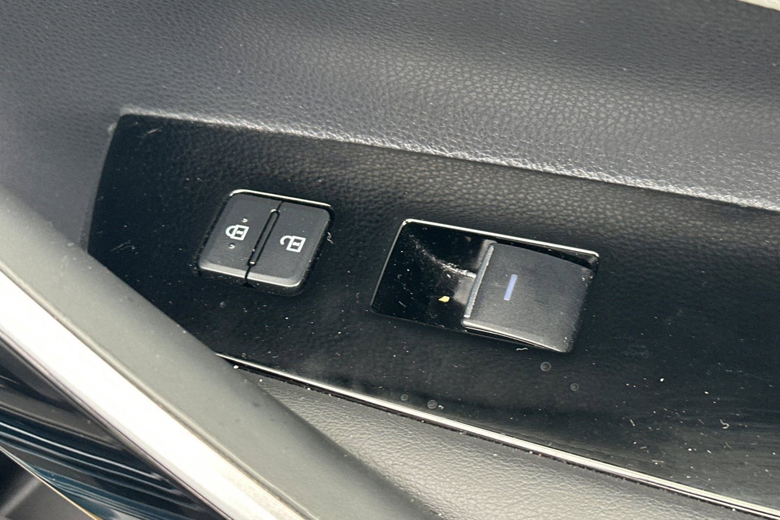 Used 2022 Toyota Corolla XSE w/ XSE Preferred Package image 22