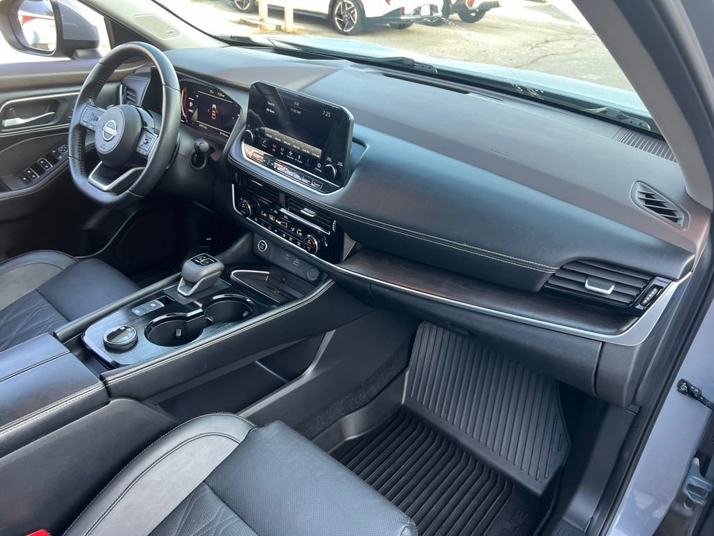 Certified 2023 Nissan Rogue Platinum w/ Platinum Premium Package AWD/4WD image 23
