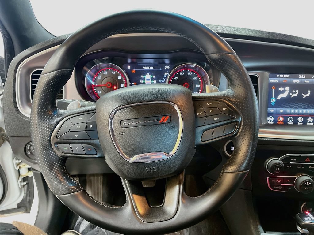 Used 2022 Dodge Charger SXT AWD/4WD image 11