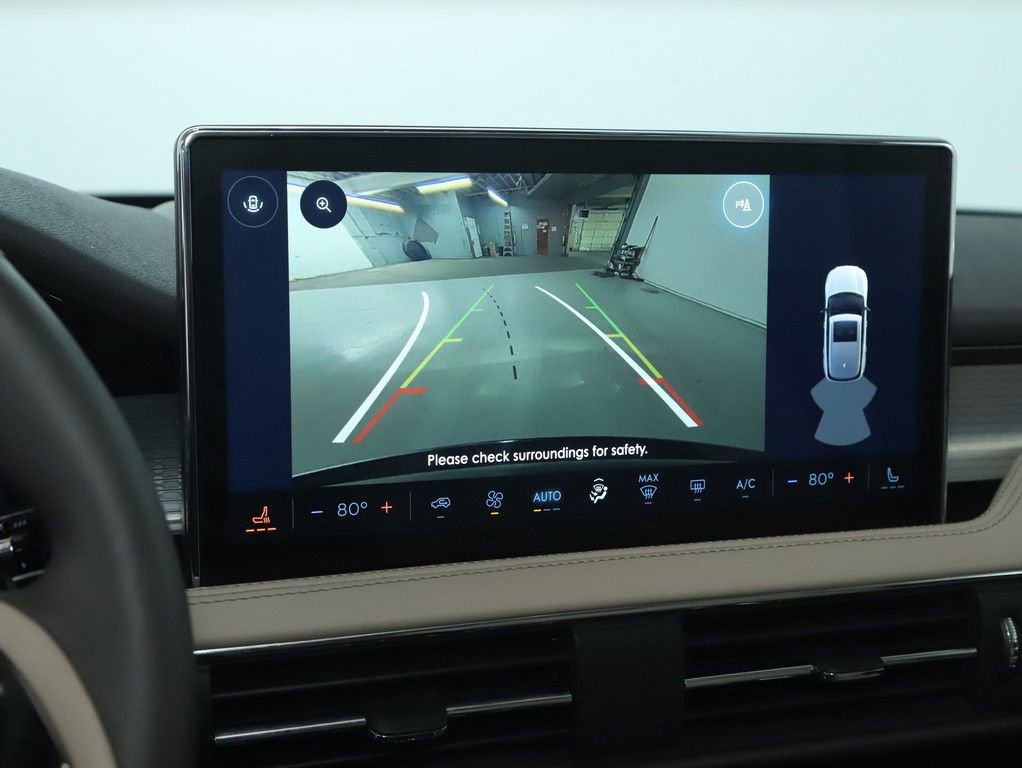 Certified 2023 Lincoln Corsair AWD image 28
