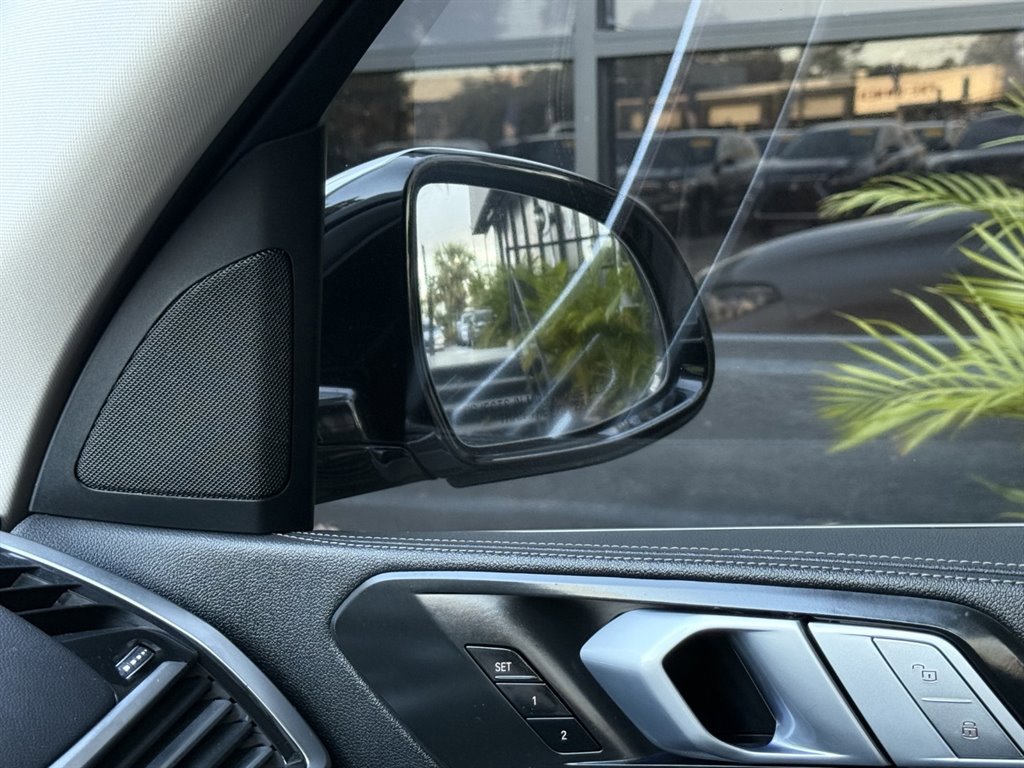 Used 2020 BMW X7 xDrive40i image 38