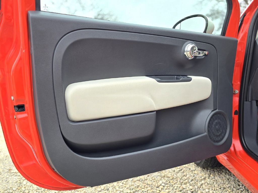 Used 2017 FIAT 500 Pop image 22