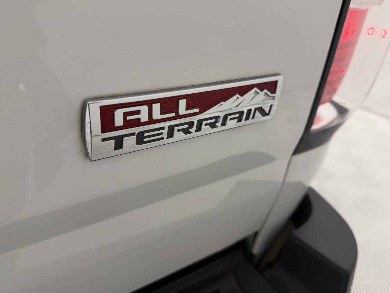 Used 2018 GMC Canyon All Terrain w/ Trailering Package image 26