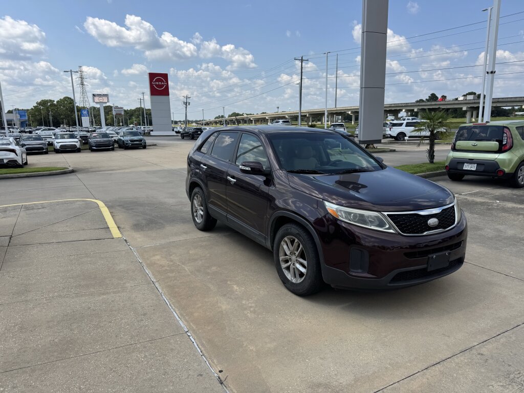 Used 2014 Kia Sorento LX FWD image 9