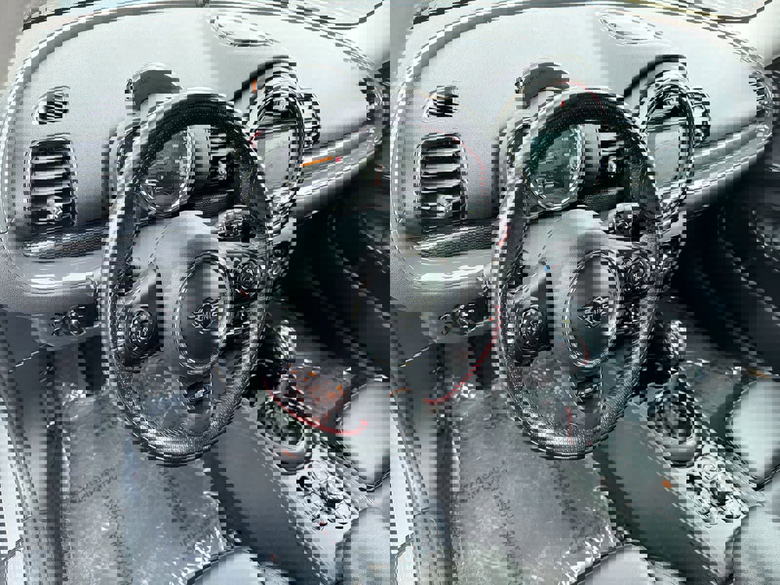 Used 2019 MINI Cooper Clubman S image 10