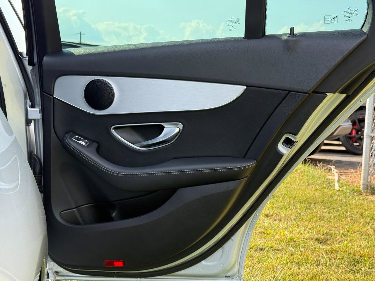 Used 2019 Mercedes-Benz C 300 Sedan image 18