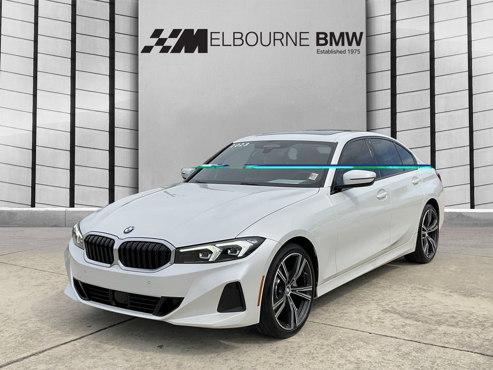 Used 2023 BMW 330i Sedan RWD image 3