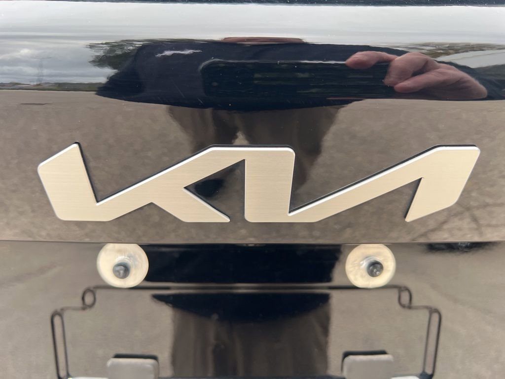 Certified 2022 Kia Sorento SX image 34
