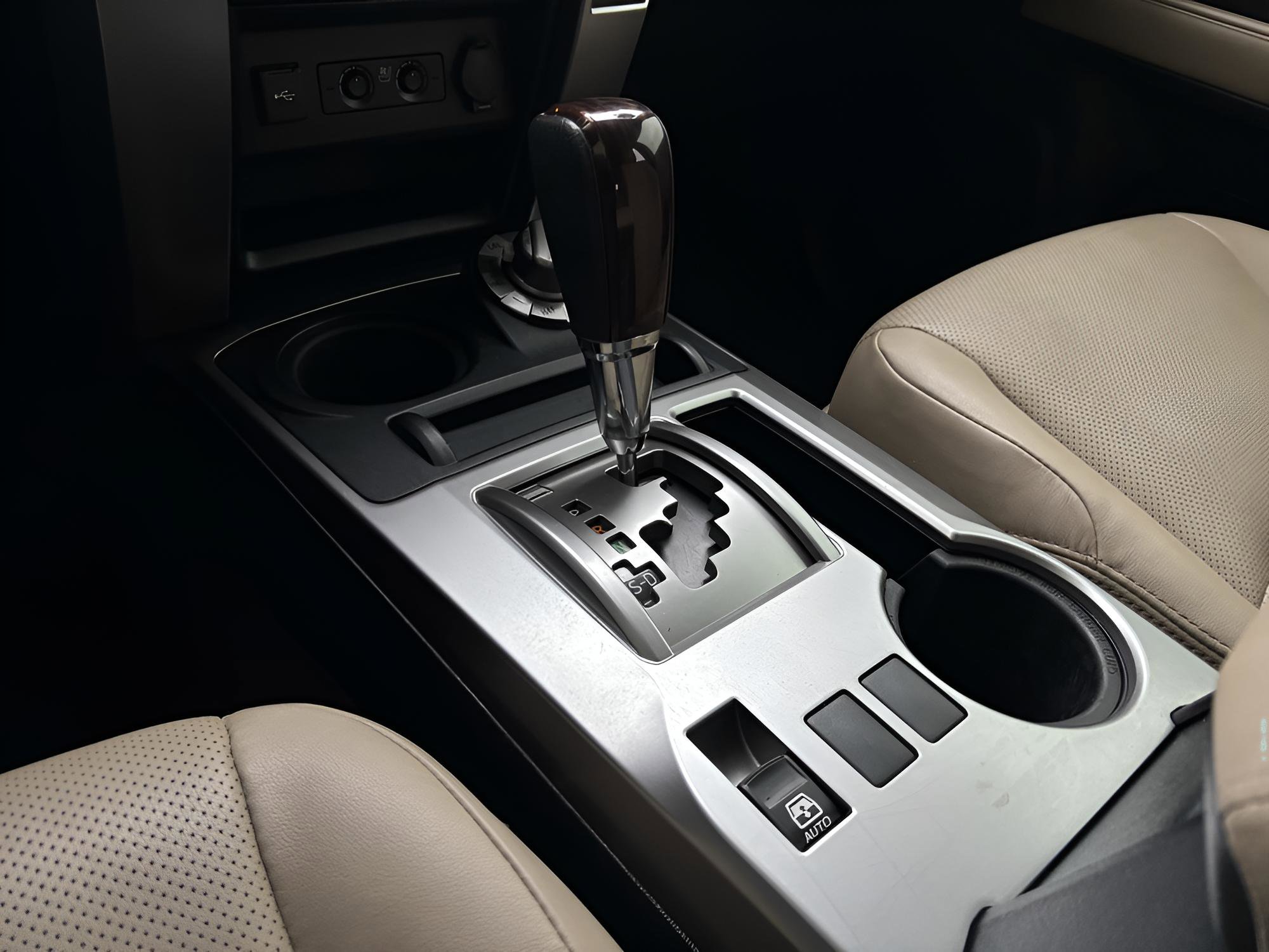 Used 2020 Toyota 4Runner Limited image 26