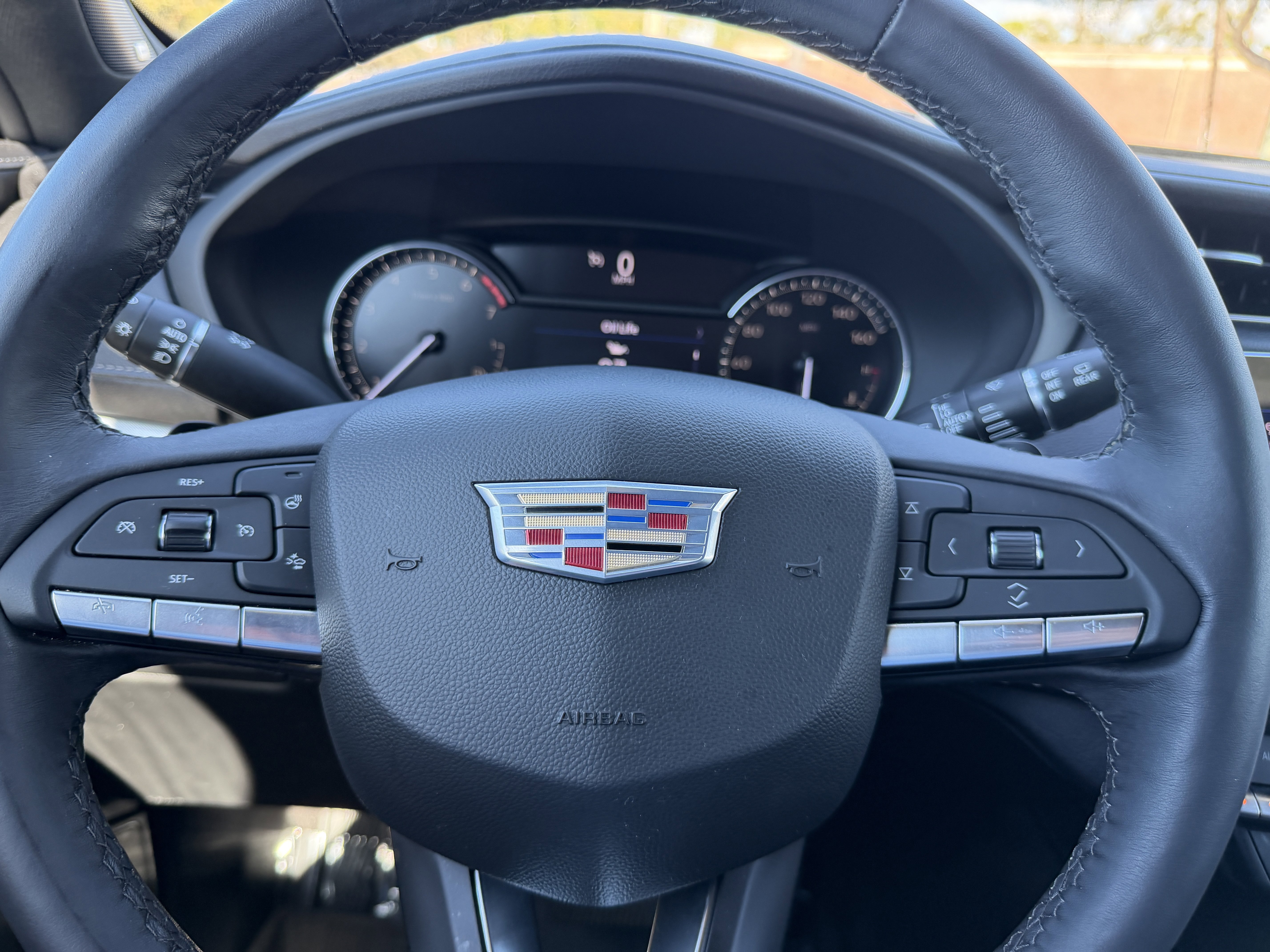 Certified 2022 Cadillac XT4 Premium Luxury w/ Enhanced Visibility Package AWD/4WD image 29
