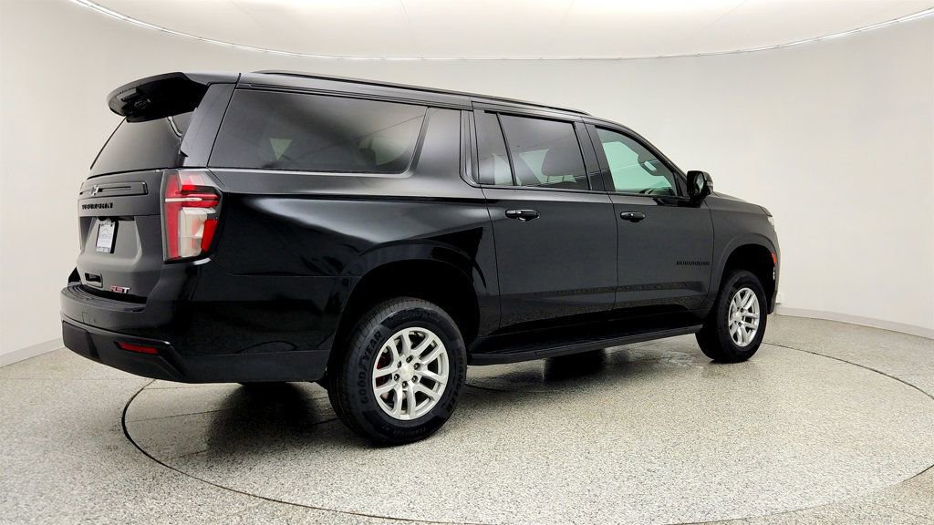 Used 2023 Chevrolet Suburban RST w/ Luxury Package AWD/4WD image 5