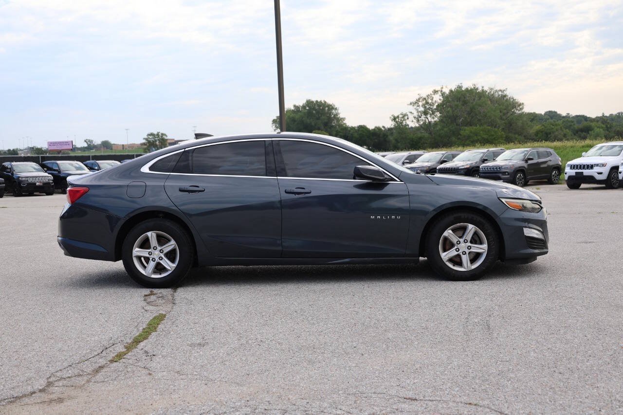 Used 2020 Chevrolet Malibu LS FWD image 7