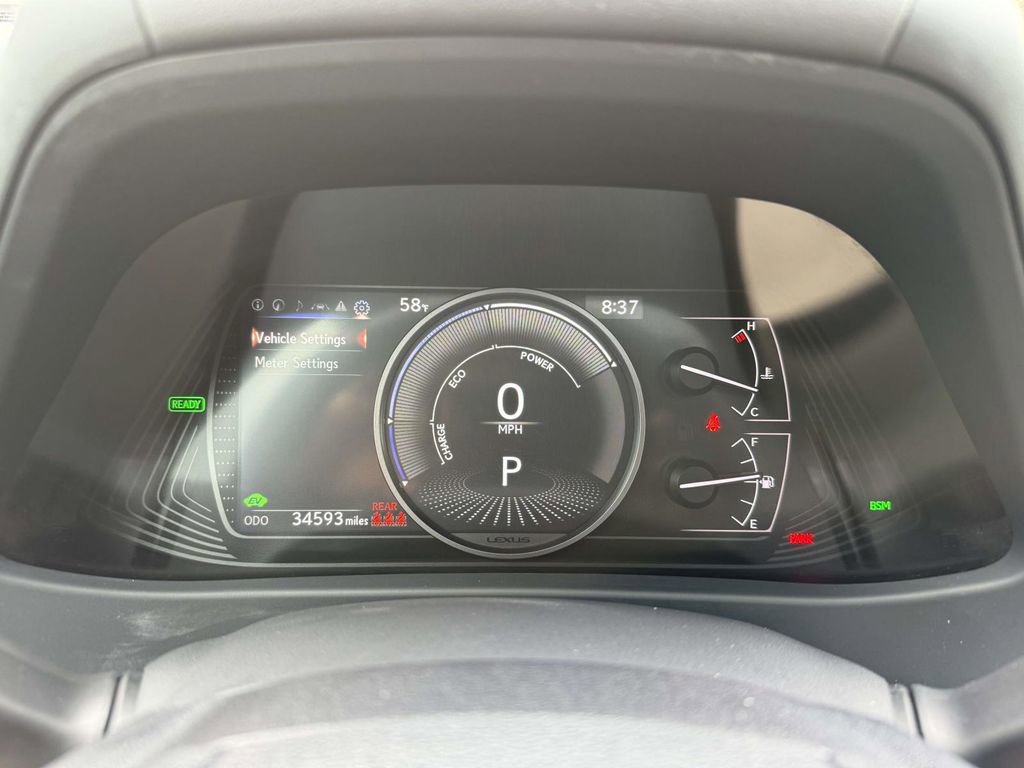 Used 2024 Lexus UX 250h AWD w/ Premium Package image 31