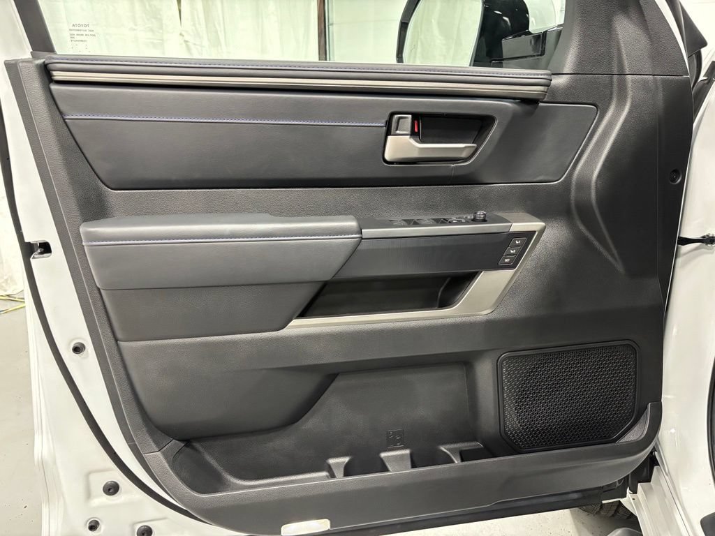 Used 2026 Toyota Tundra Platinum AWD/4WD image 8