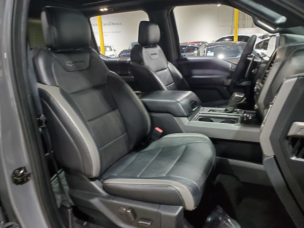 Used 2018 Ford F150 Raptor w/ Equipment Group 802A Luxury AWD/4WD image 14