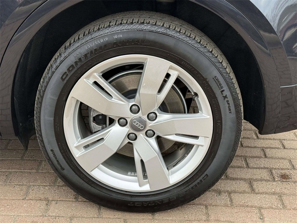 Used 2018 Audi Q5 2.0T w/ Premium Plus Package image 7