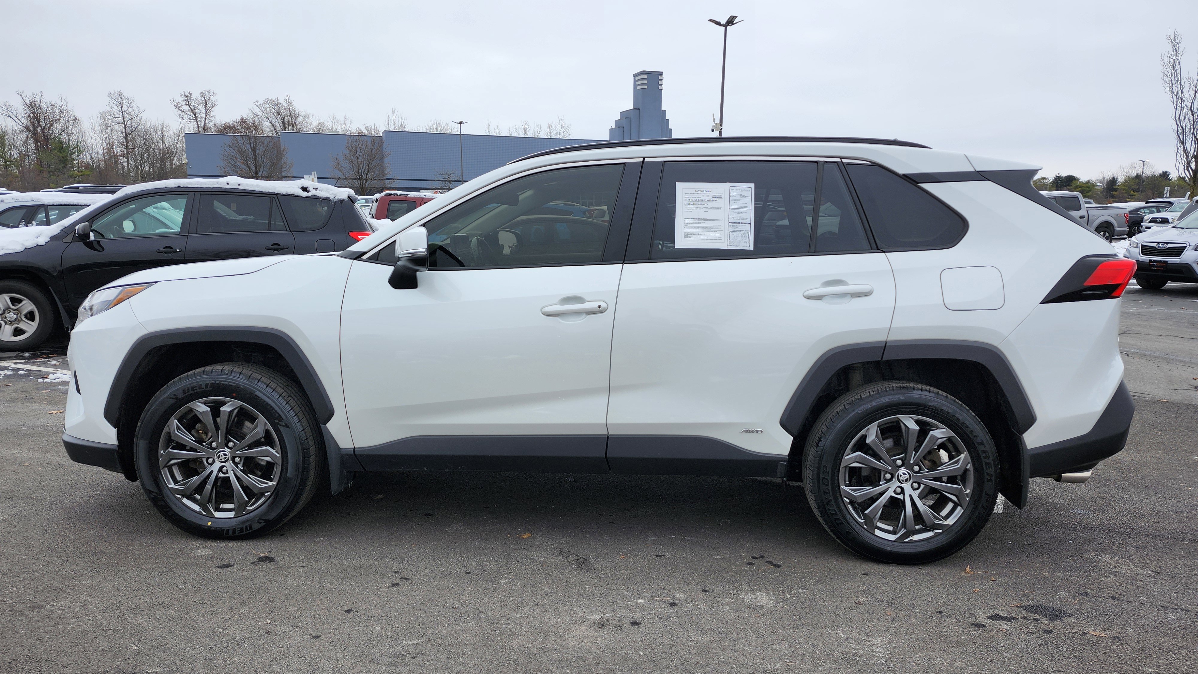 Used 2024 Toyota RAV4 XLE Premium image 15